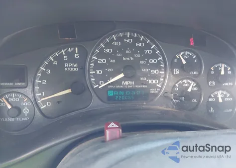 2002 Chevrolet Avalanche 2500 z USA, uszkodzony, nr VIN 3GNGK23G02G223190